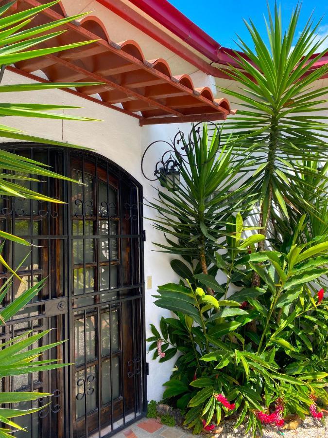 Casa Grimaldo Bed & Breakfast El Valle de Anton Exterior photo